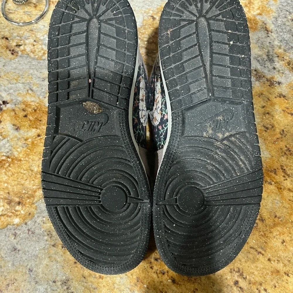 Jordan 1 low size 5.5